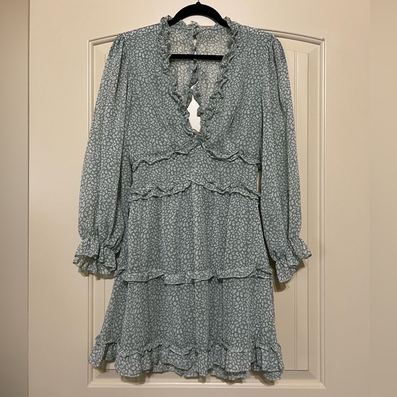 Deep-V Ruffle Floral Mini Dress - Picture 5 of 5